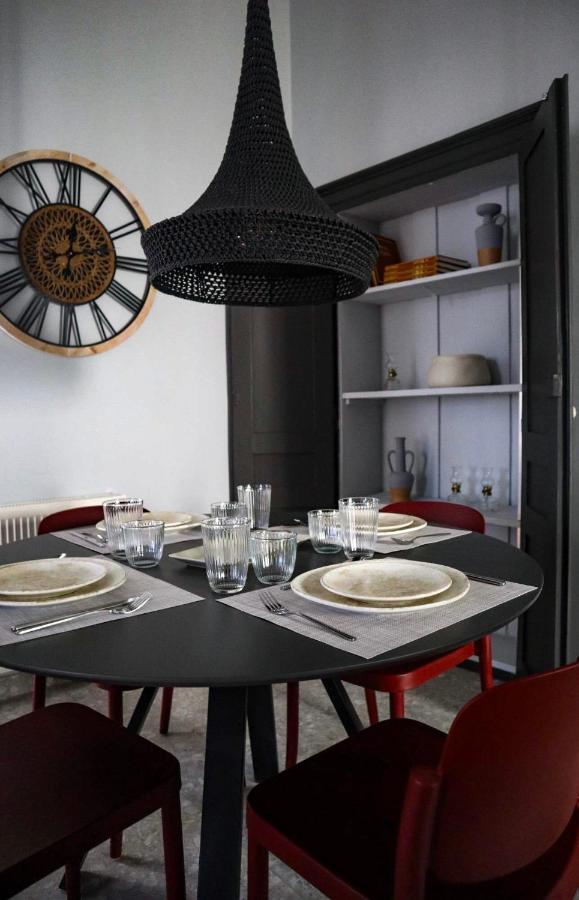 Thiseas Luxury Apartment Ateny Zewnętrze zdjęcie