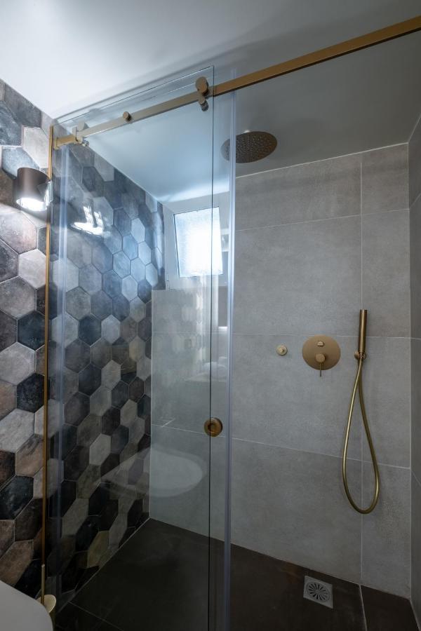 Thiseas Luxury Apartment Ateny Zewnętrze zdjęcie