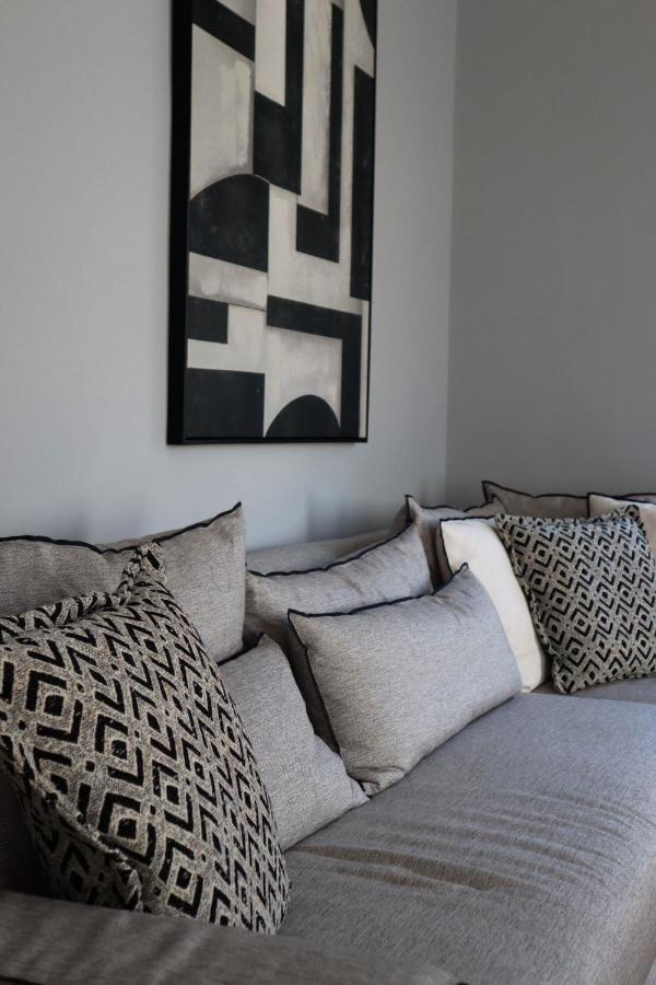 Thiseas Luxury Apartment Ateny Zewnętrze zdjęcie