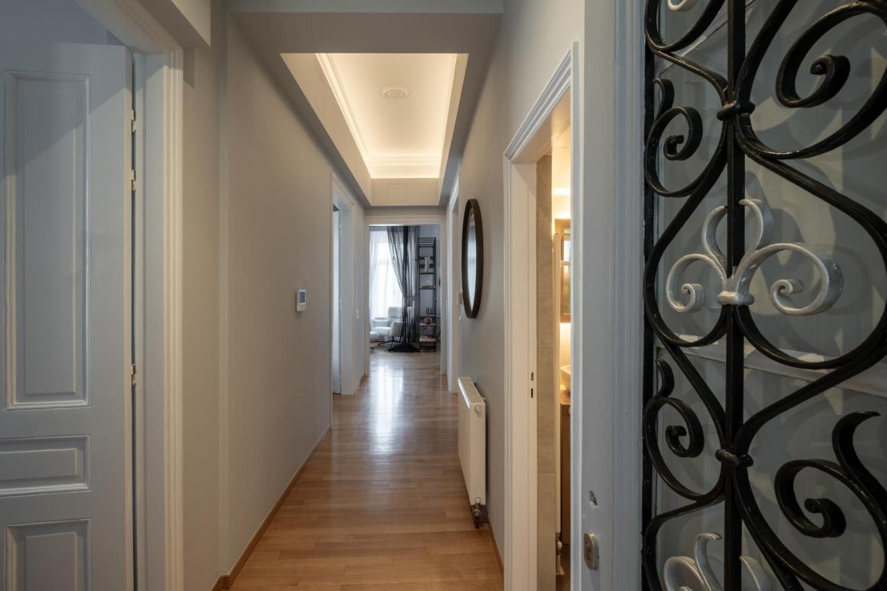 Thiseas Luxury Apartment Ateny Zewnętrze zdjęcie